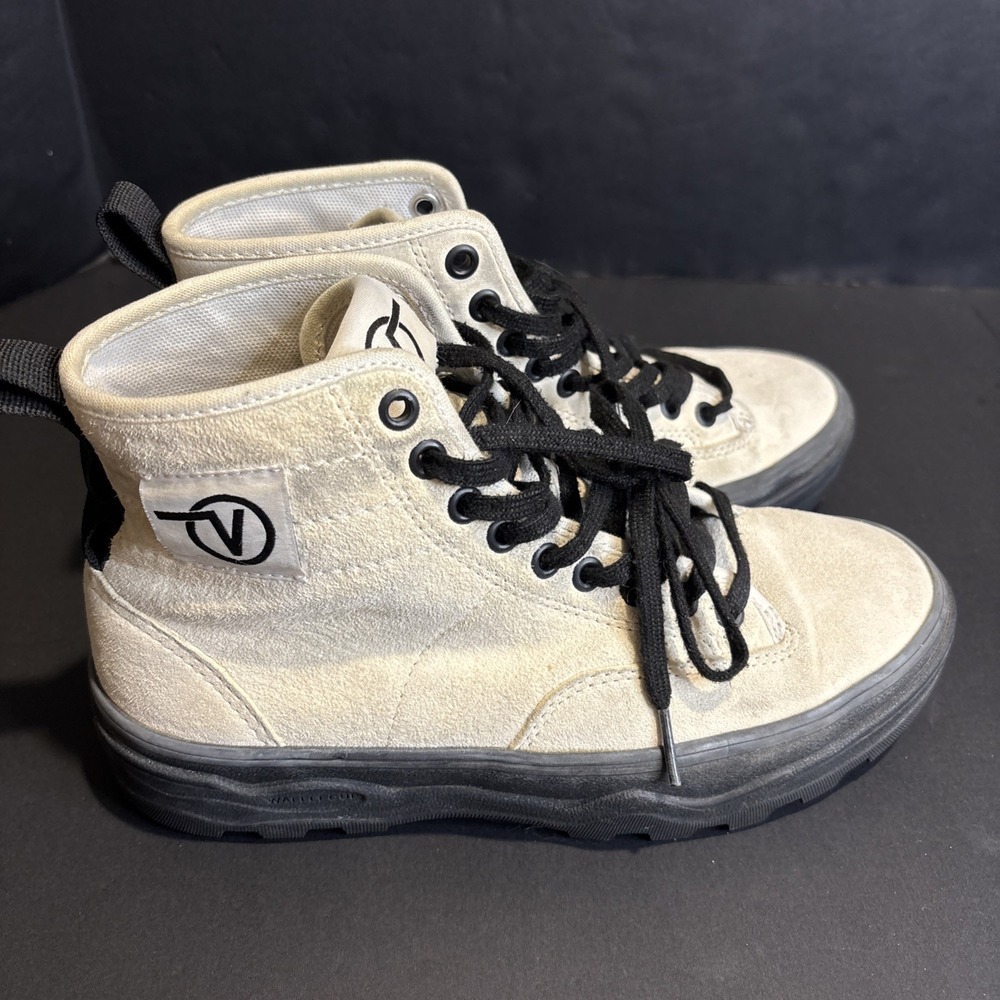 Vans Sentry Wc Platform Hi Top - Suede Size 6 Men's (Women's Size 7.5)